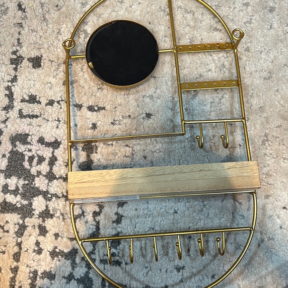 Hang ip jewelry with a little mirror - Picture 2 of 3